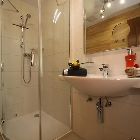 西巴赫豪斯酒店 贝旺