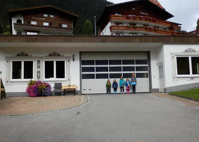 Pensionat Haus Seebach 4*